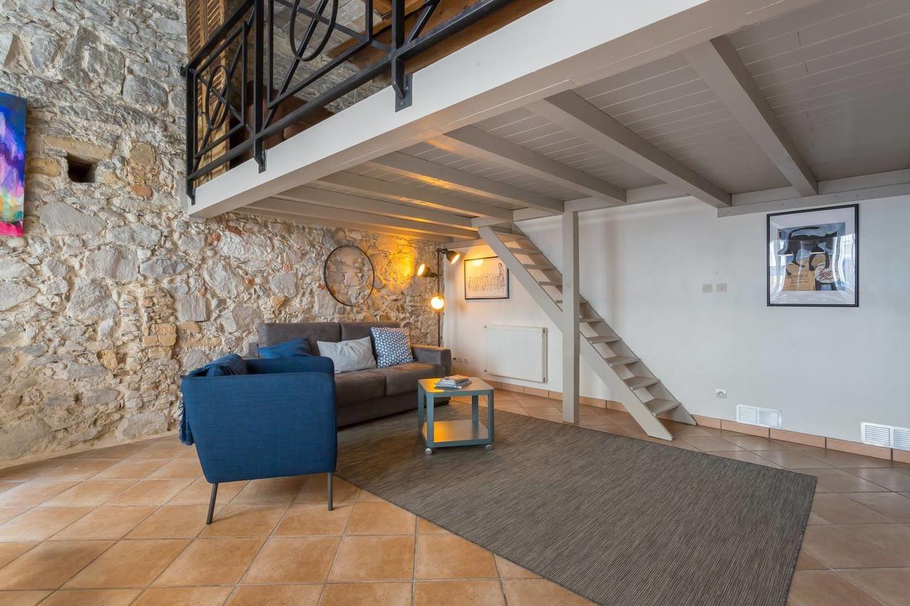 Апартаменты Guestready- Typical Croix-Roussien Flat Лион Экстерьер фото