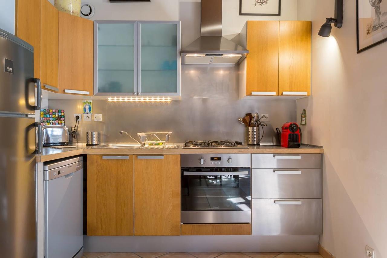 Апартаменты Guestready- Typical Croix-Roussien Flat Лион Экстерьер фото