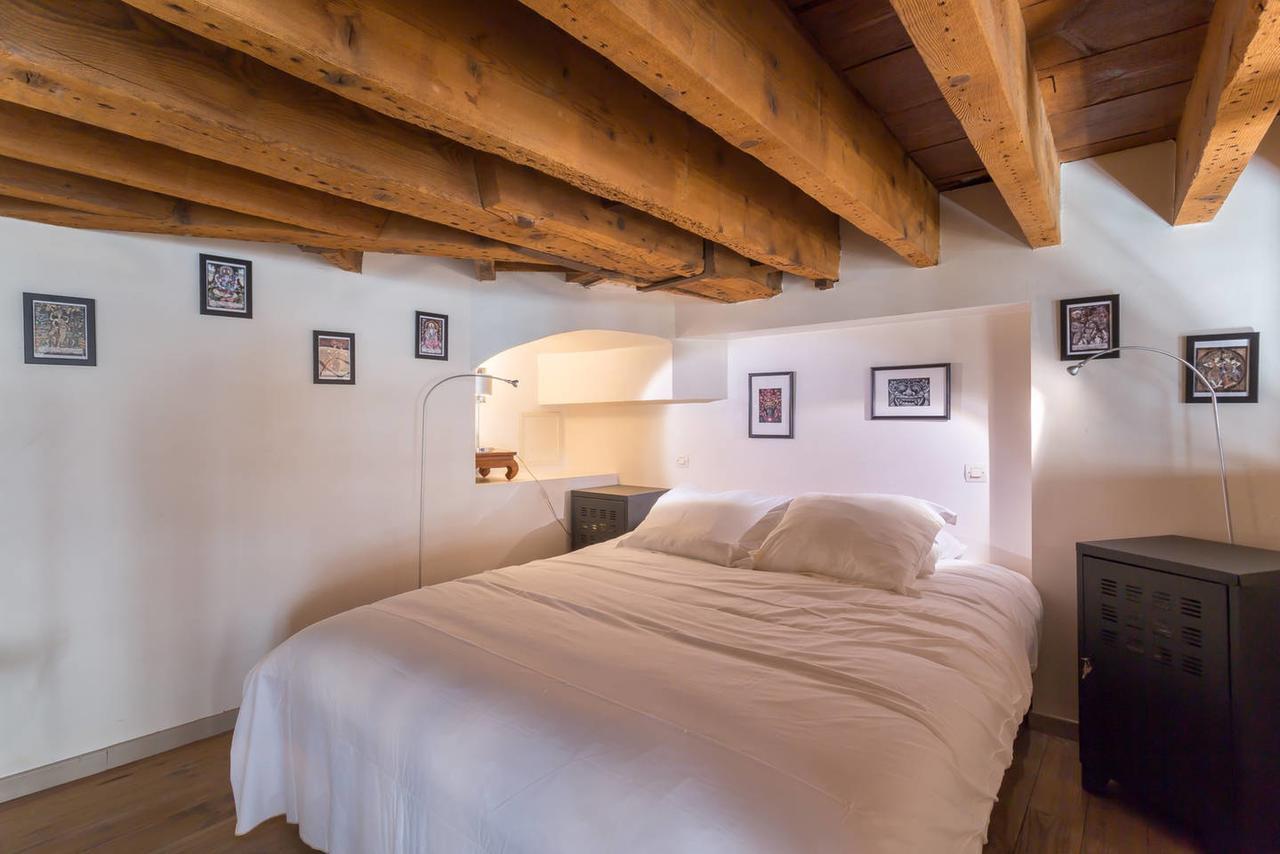 Апартаменты Guestready- Typical Croix-Roussien Flat Лион Экстерьер фото