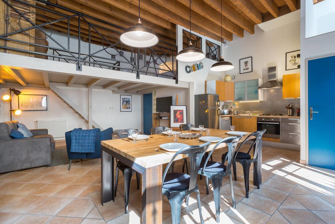 Апартаменты Guestready- Typical Croix-Roussien Flat Лион Экстерьер фото
